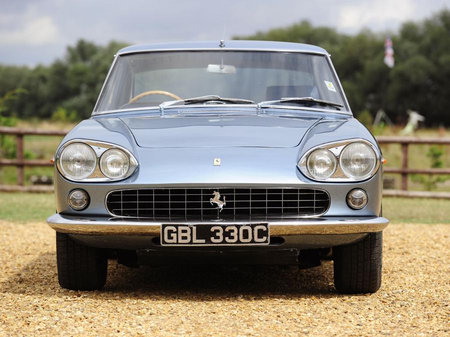  Ferrari 330 GT 2+2 (Series I) 1964 года  (UK) (фото 10 из 20)